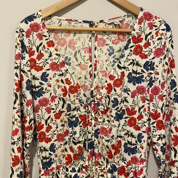 American Eagle Floral Bell Sleeve Romper - Picture 3 of 6